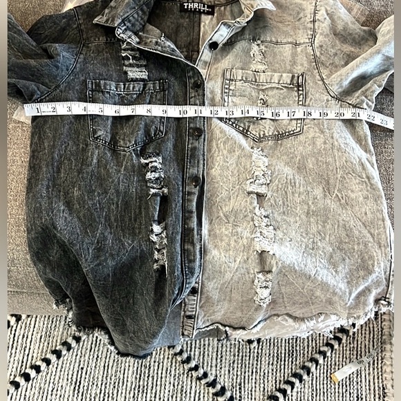 VTG THRILL,’90’s, Button-Up Denim Top, Destroyed Frayed Hem,Excellent Condition - Picture 12 of 13